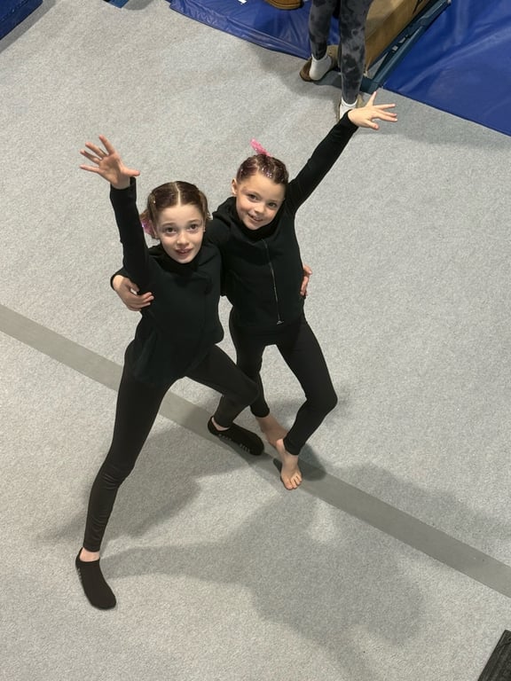 Sisterleos2